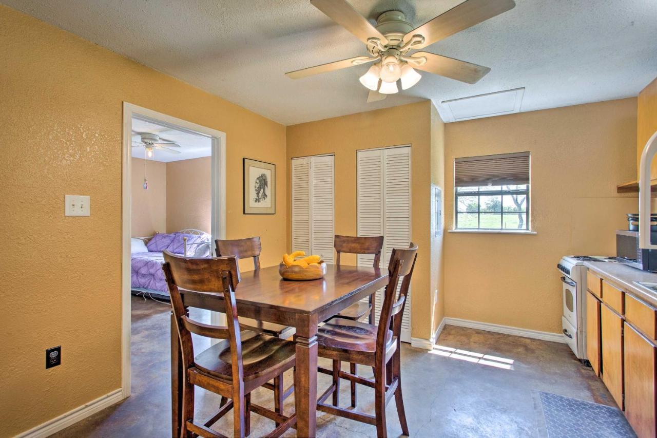 Texas Cabin On 130 Acres Walk To Lake Ray Roberts Collinsville المظهر الخارجي الصورة