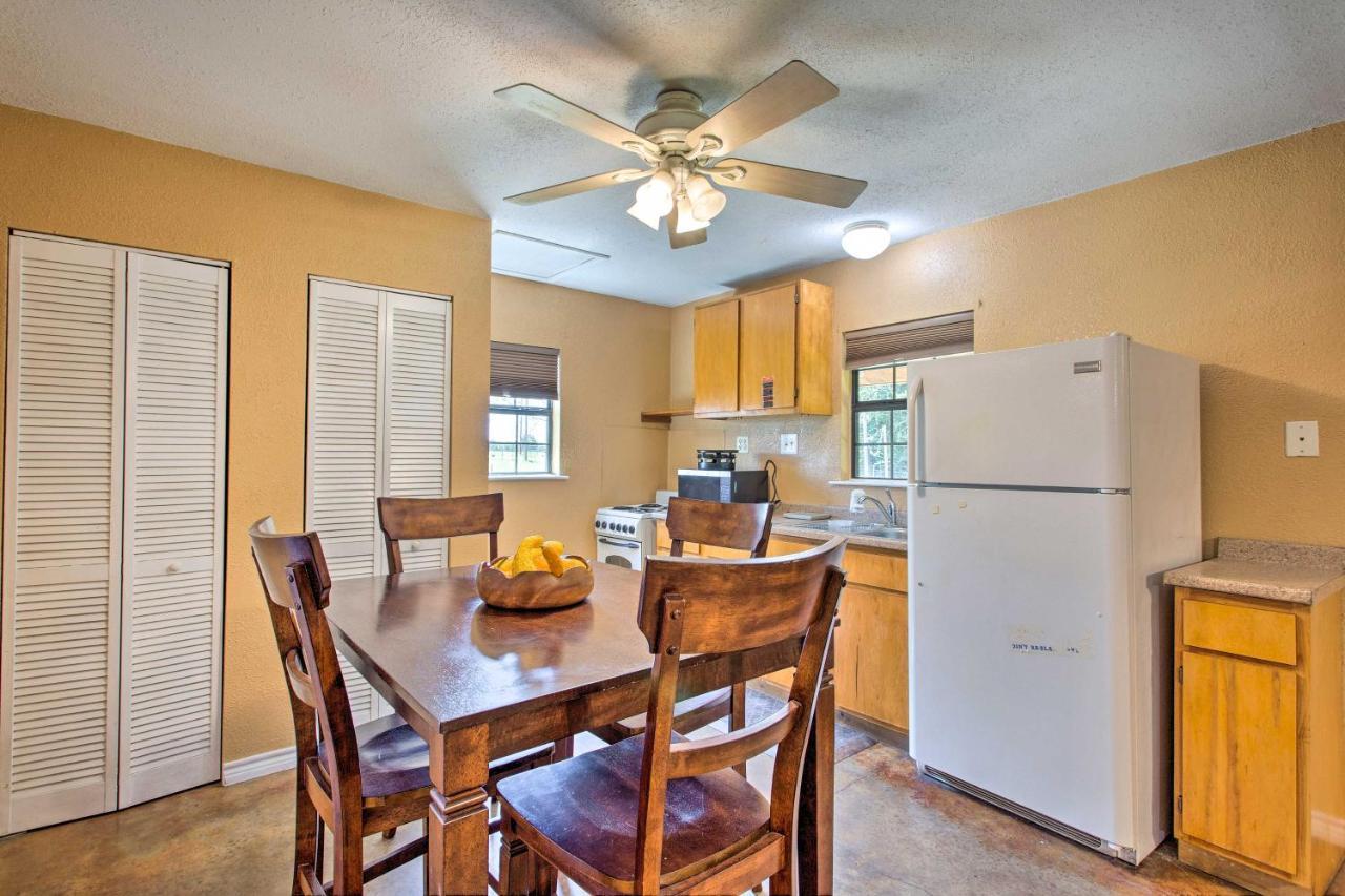 Texas Cabin On 130 Acres Walk To Lake Ray Roberts Collinsville المظهر الخارجي الصورة