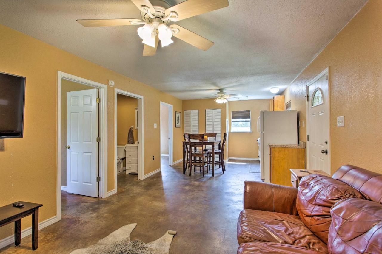 Texas Cabin On 130 Acres Walk To Lake Ray Roberts Collinsville المظهر الخارجي الصورة